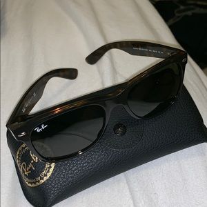 Ray-Ban RB2132 Wayfarer 902 Tortoise Sunglasses